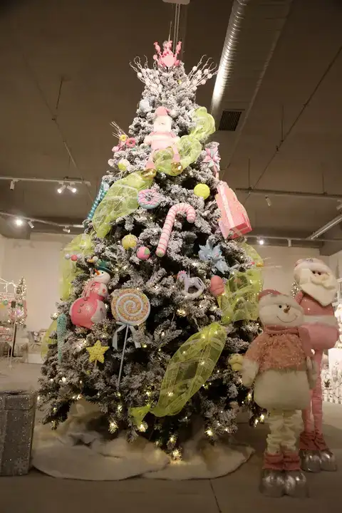 Antalya’da Yılbaşı Süsleri Ne Kadar? 2026 Yılbaşı Süsleme Trendleri 6